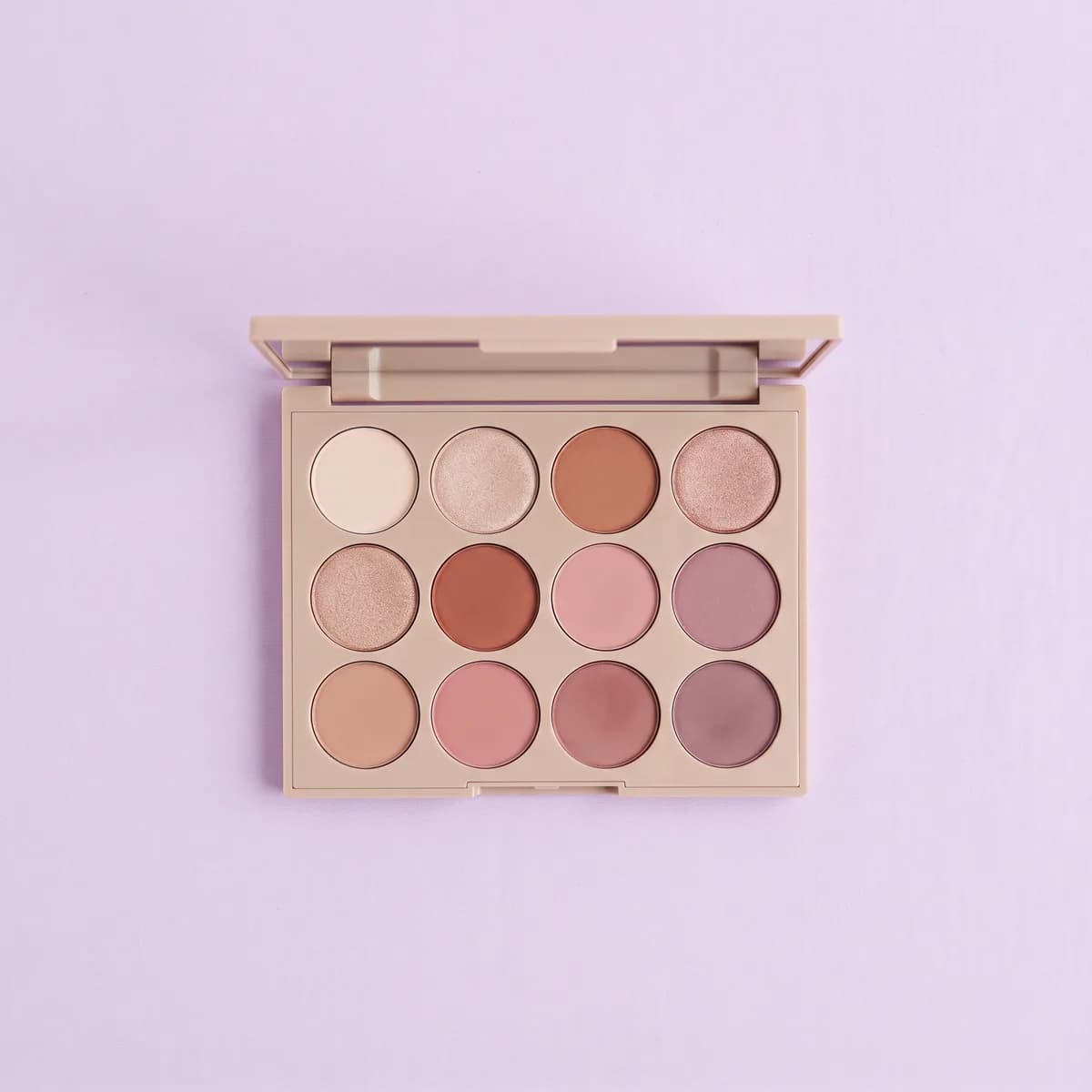 Everyday Eyeshadow Palette · 12 Shades